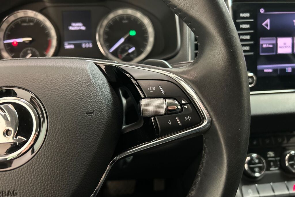 Skoda Karoq 2022 2.0 TDI 150 4x4 Ambition DSG Autom.