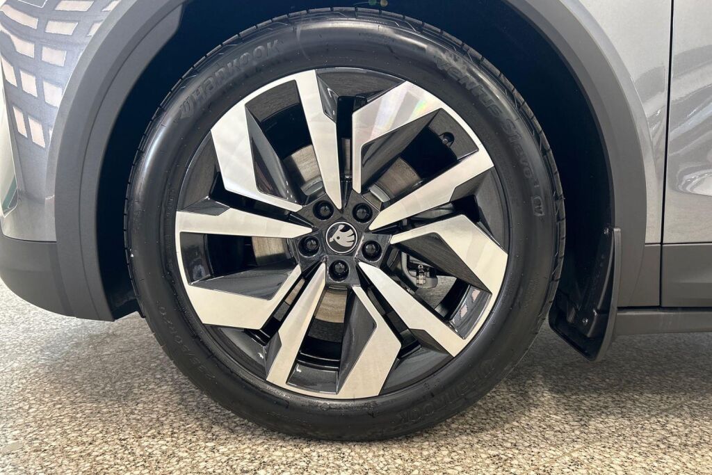 Skoda Elroq 2026 60 SportLine