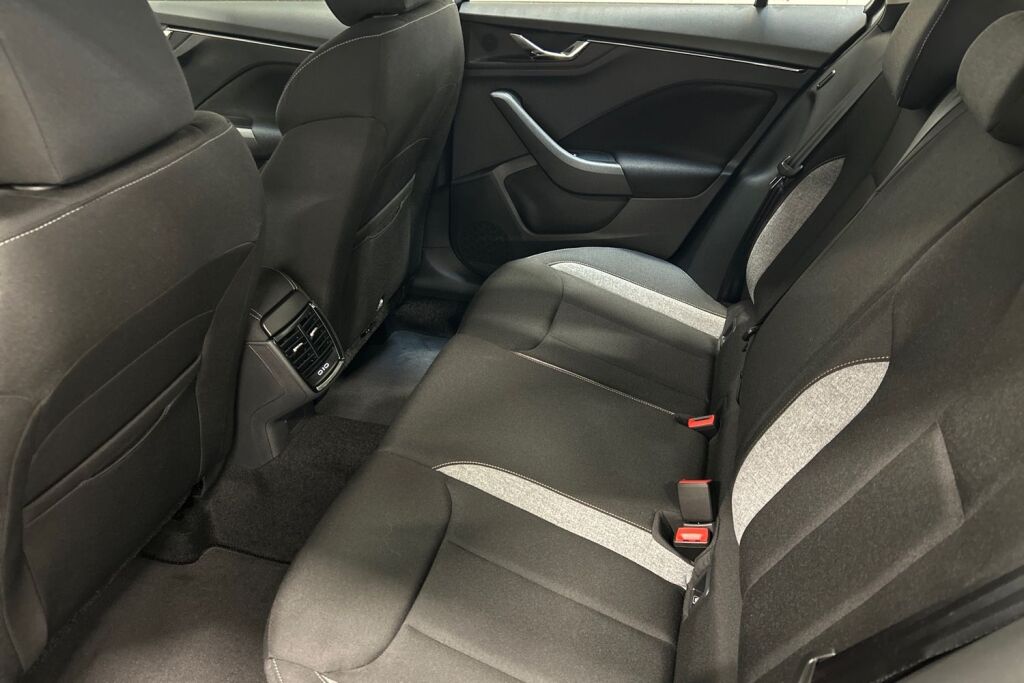 Skoda Kamiq 2026 1.0 TSI 116 Selection DSG Autom.