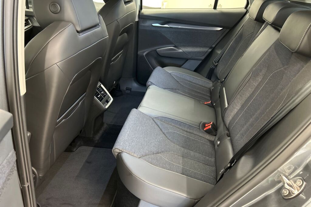 Skoda Elroq 2026 50 Selection