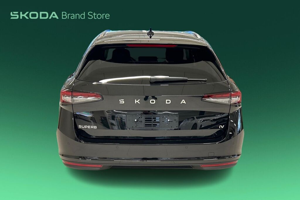 Skoda Superb 2026 Combi 1.5 TSI PHEV Style Explore DSG Autom.