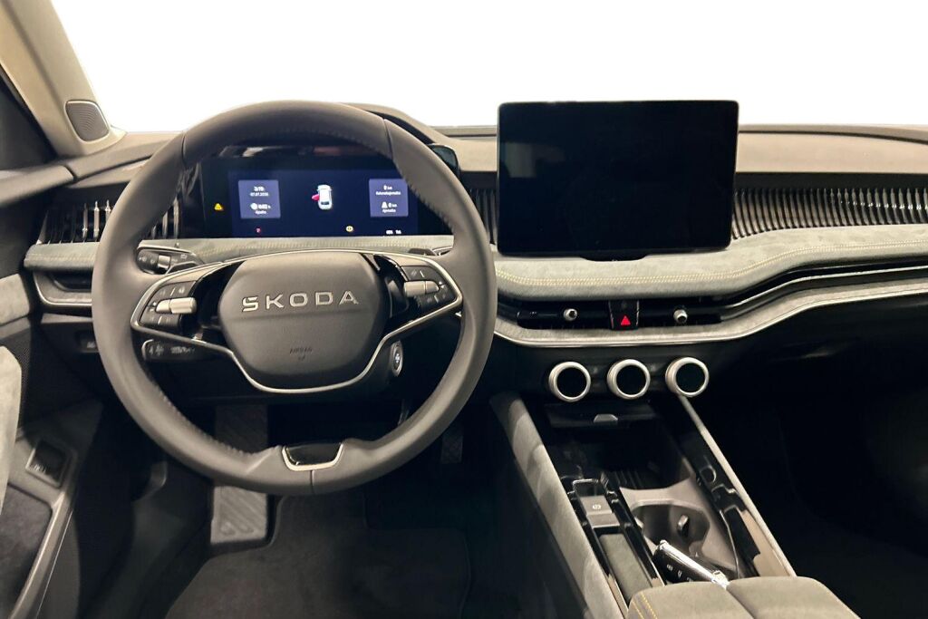 Skoda Superb 2026 Combi 1.5 TSI PHEV Style Explore DSG Autom.