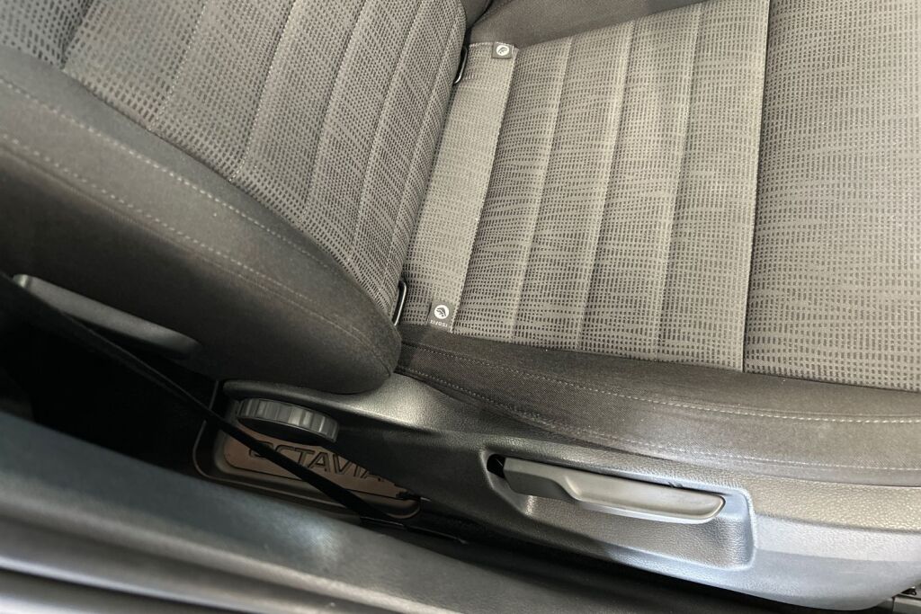 Skoda Octavia 2014 Combi 1,4 TSI Elegance