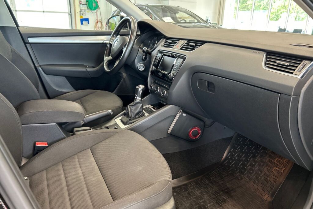 Skoda Octavia 2014 Combi 1,4 TSI Elegance