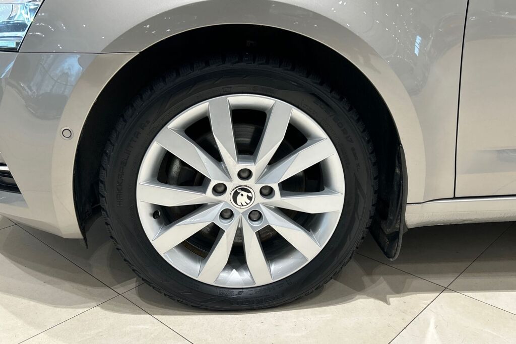 Skoda Octavia 2017 Combi 1,8 TSI 4x4 L&K DSG Autom.