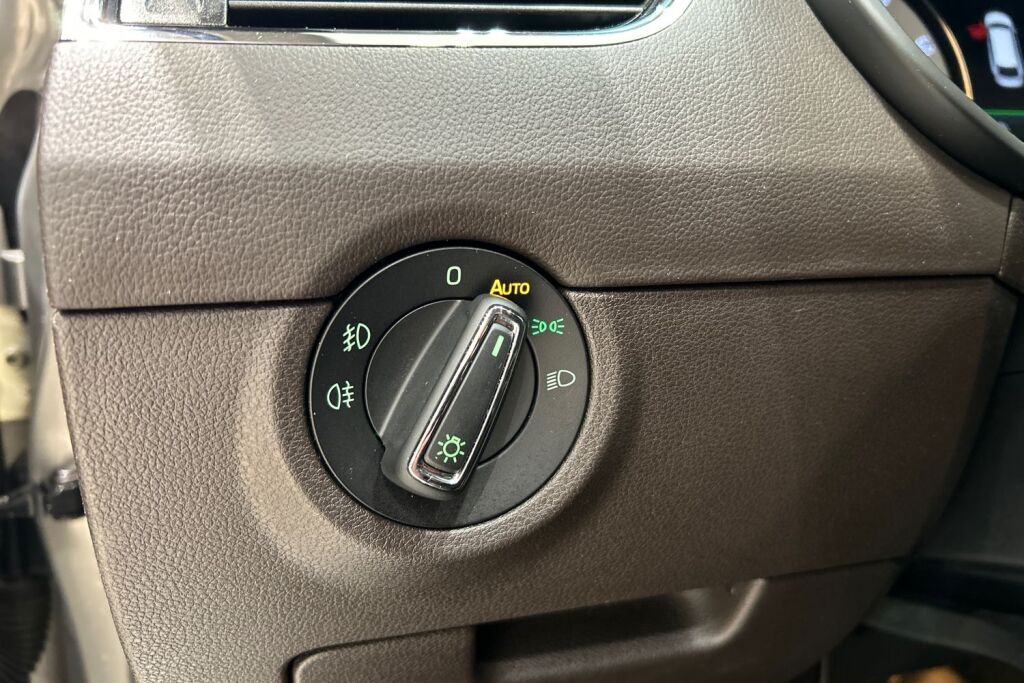 Skoda Octavia 2017 Combi 1,8 TSI 4x4 L&K DSG Autom.