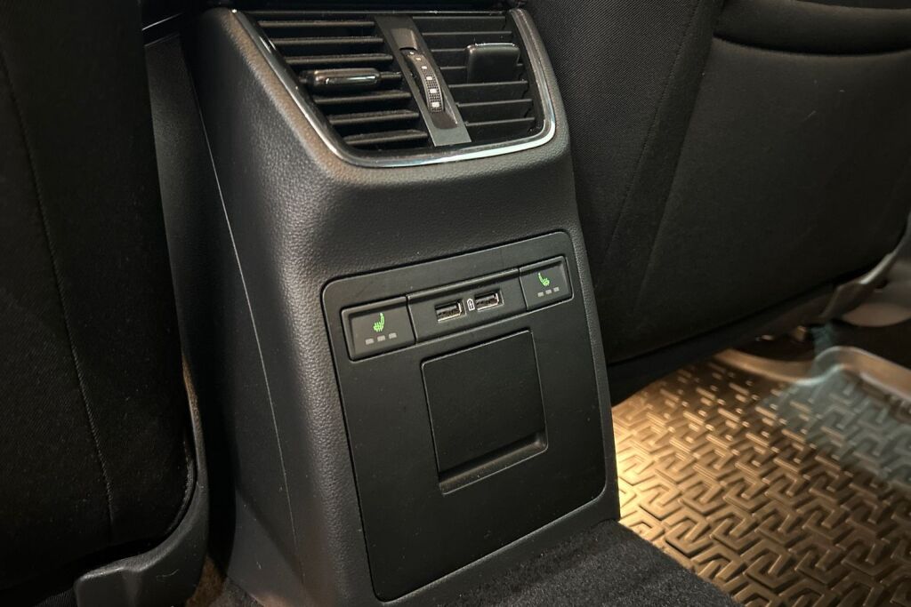 Skoda Octavia 2019 Combi 2,0 TDI 184 4x4 Style BusinessLine DSG Autom.