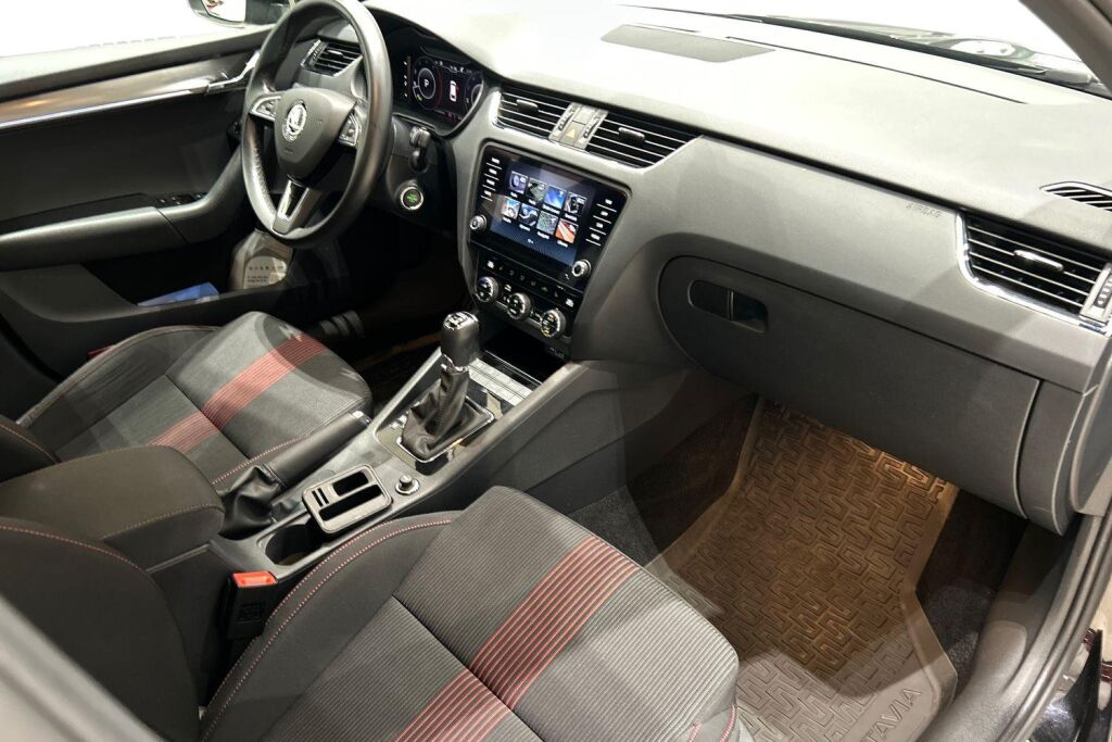 Skoda Octavia 2019 Combi 2,0 TDI 184 4x4 Style BusinessLine DSG Autom.