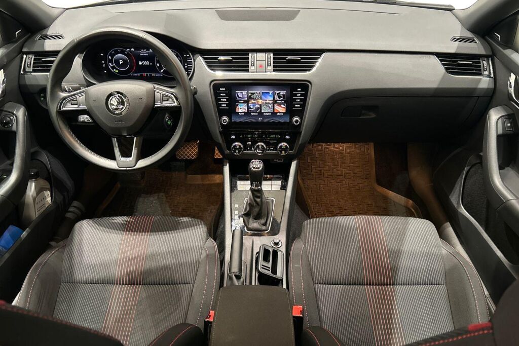 Skoda Octavia 2019 Combi 2,0 TDI 184 4x4 Style BusinessLine DSG Autom.