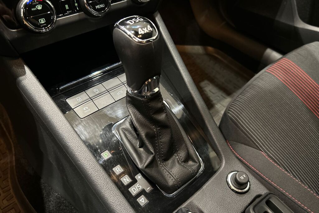 Skoda Octavia 2019 Combi 2,0 TDI 184 4x4 Style BusinessLine DSG Autom.