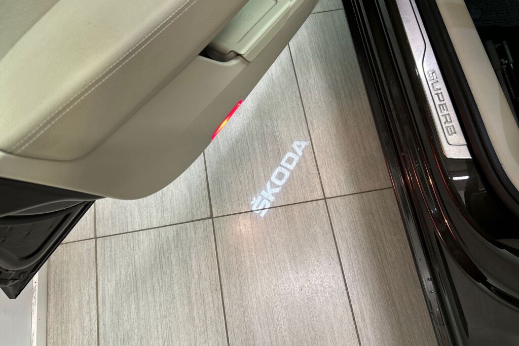 Skoda Superb 2020 Combi 1,4 TSI PHEV Style iV DSG Autom.