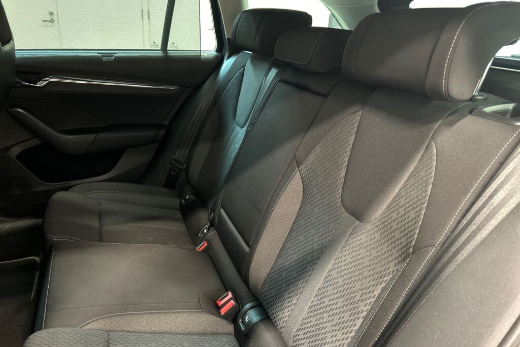 Skoda Octavia 2022 Combi 2.0 TDI 150 4x4 Style DSG Autom.