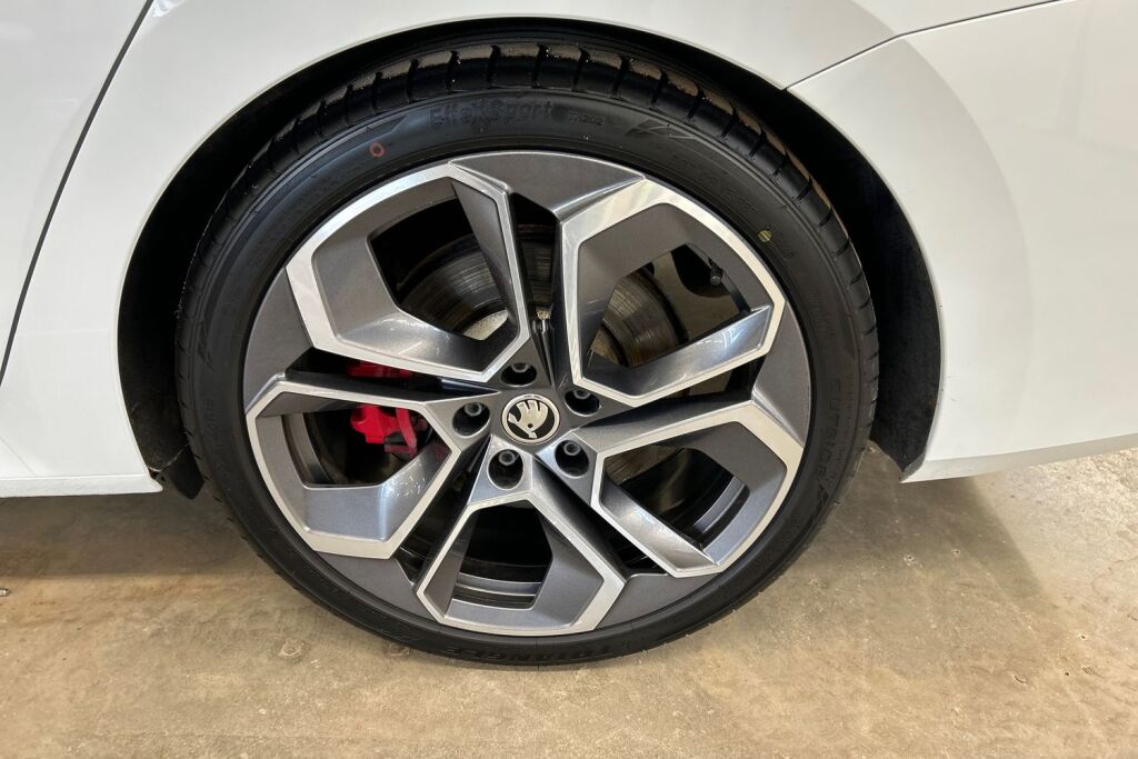 Skoda Octavia 2021 Combi 2,0 TSI RS DSG Autom.