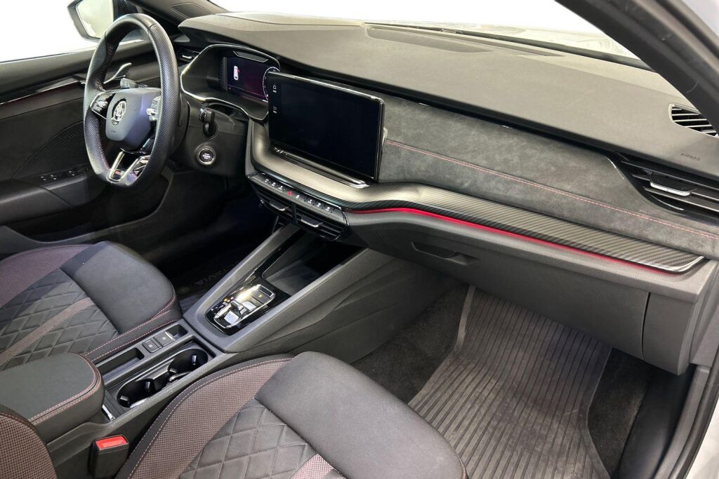 Skoda Octavia 2021 Combi 2,0 TSI RS DSG Autom.