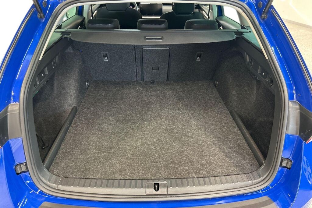 Skoda Octavia 2021 Combi 1,4 TSI PHEV Ambition iV DSG Autom.