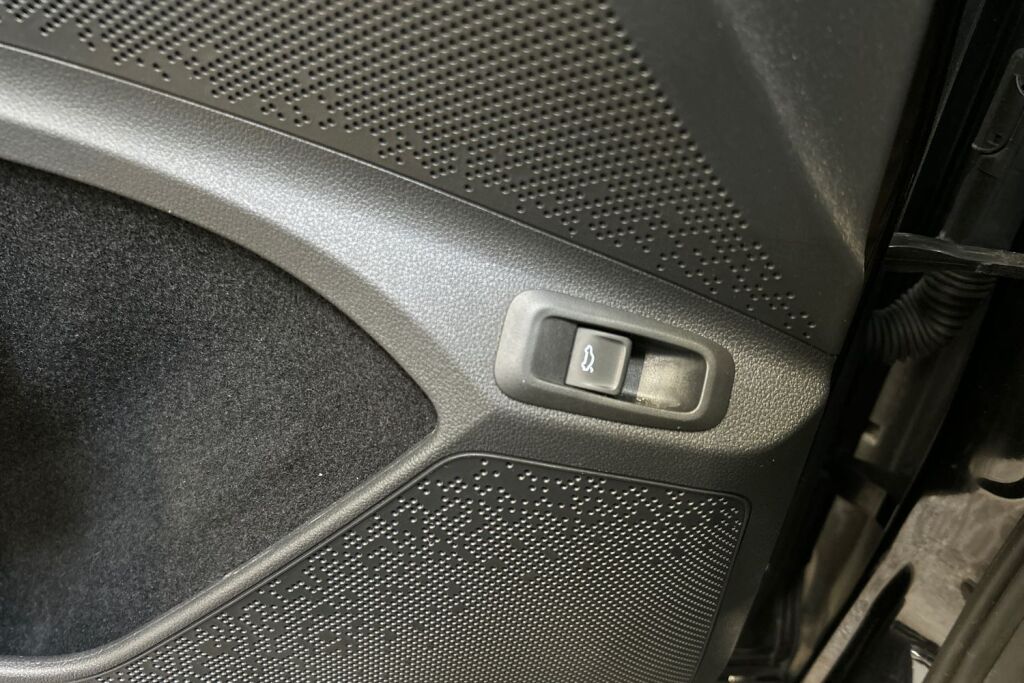 Skoda Enyaq 2021 80 Launch Edition iV
