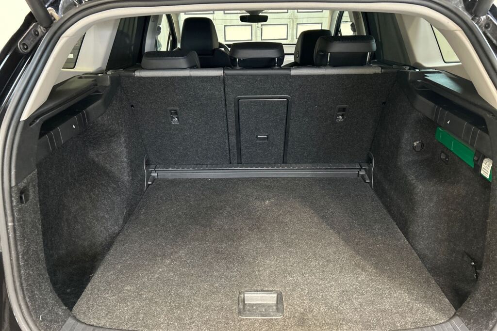 Skoda Enyaq 2021 80 Launch Edition iV