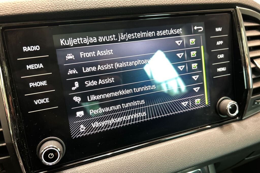 Skoda Karoq 2021 1,5 TSI Style BusinessLine DSG Autom.