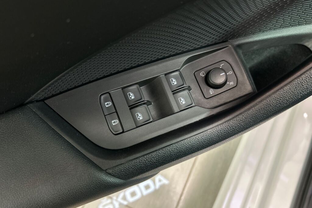 SKODA Octavia 2022 Combi 1.5 TSI Style eTEC DSG Autom.