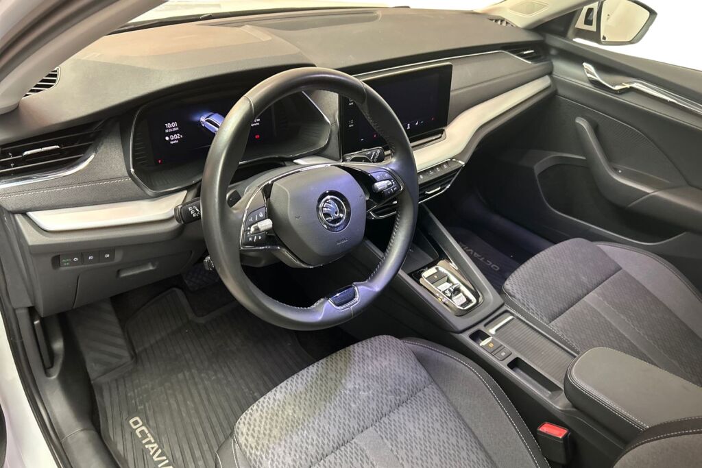 SKODA Octavia 2022 Combi 1.5 TSI Style eTEC DSG Autom.