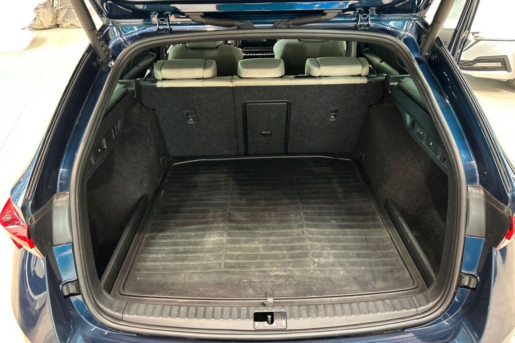 SKODA OCTAVIA 2022 Combi 1.5 TSI G-TEC Style DSG Autom.