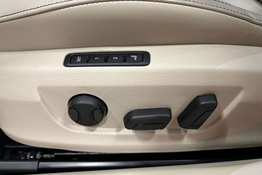 Skoda Superb 2024 Combi 1.4 TSI PHEV L&K iV BusinessLine DSG Autom.