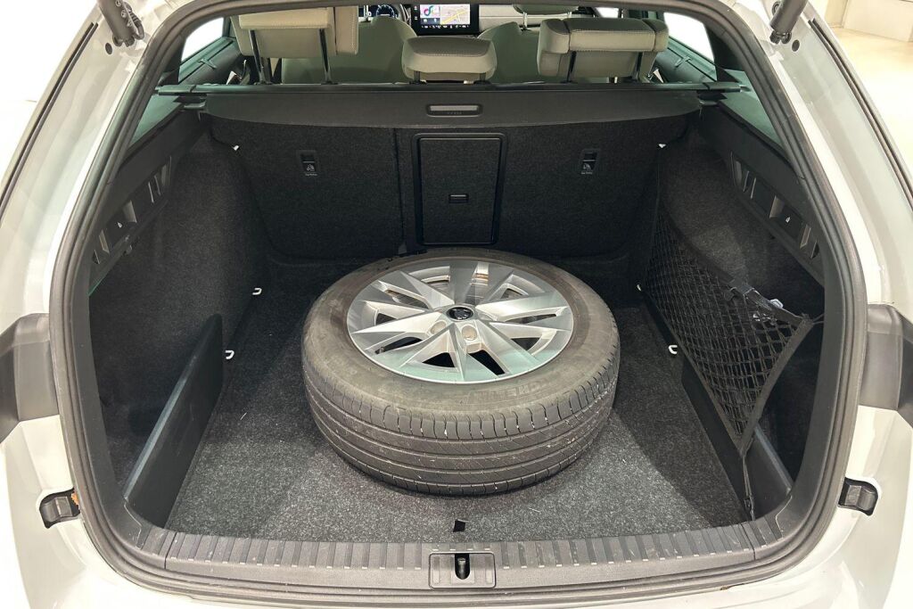 Skoda Octavia 2023 Combi 1.5 TSI Style eTEC DSG Autom.