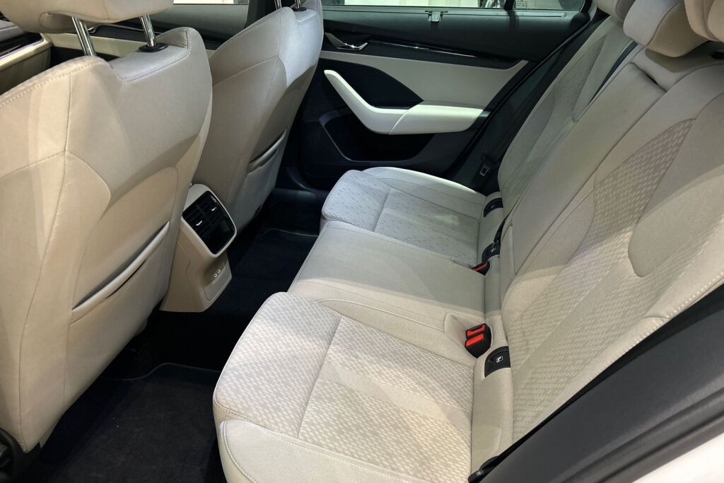 Skoda Octavia 2023 Combi 1.5 TSI Style eTEC DSG Autom.