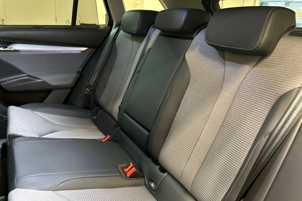 SKODA Enyaq 2024 85x 4x4 BusinessLine