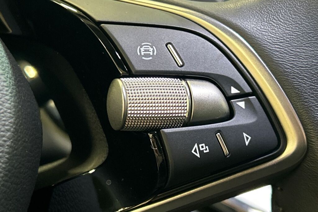 SKODA Enyaq 2024 85x 4x4 BusinessLine