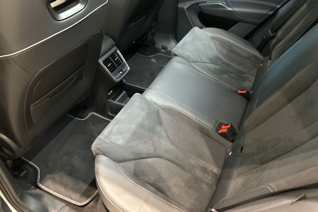 Skoda Enyaq 2024 85x 4x4 SportLine Business