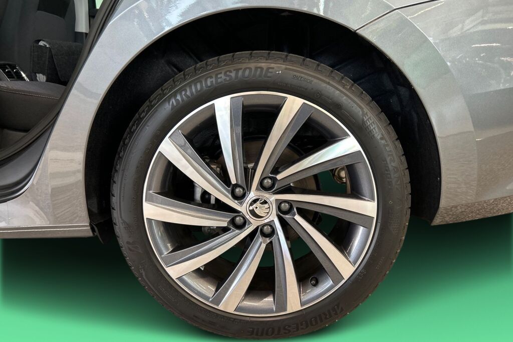 Skoda Octavia 2024 Combi 1.4 TSI PHEV Style iV DSG Autom.