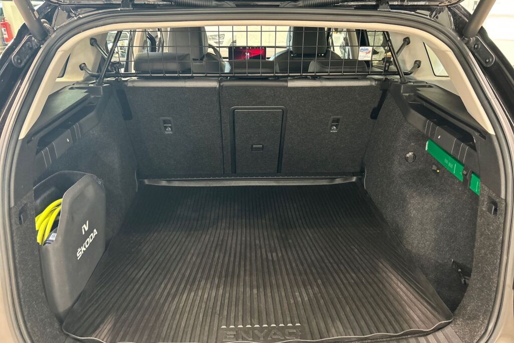 Skoda Enyaq 2023 80x 4x4 iV