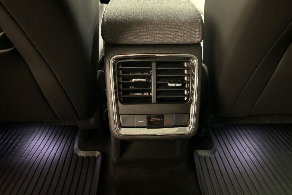 Skoda Enyaq 2023 80x 4x4 iV