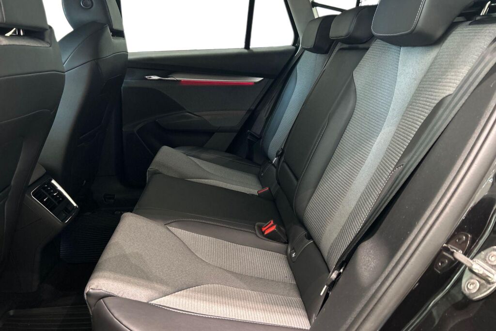Skoda Enyaq 2023 80x 4x4 iV