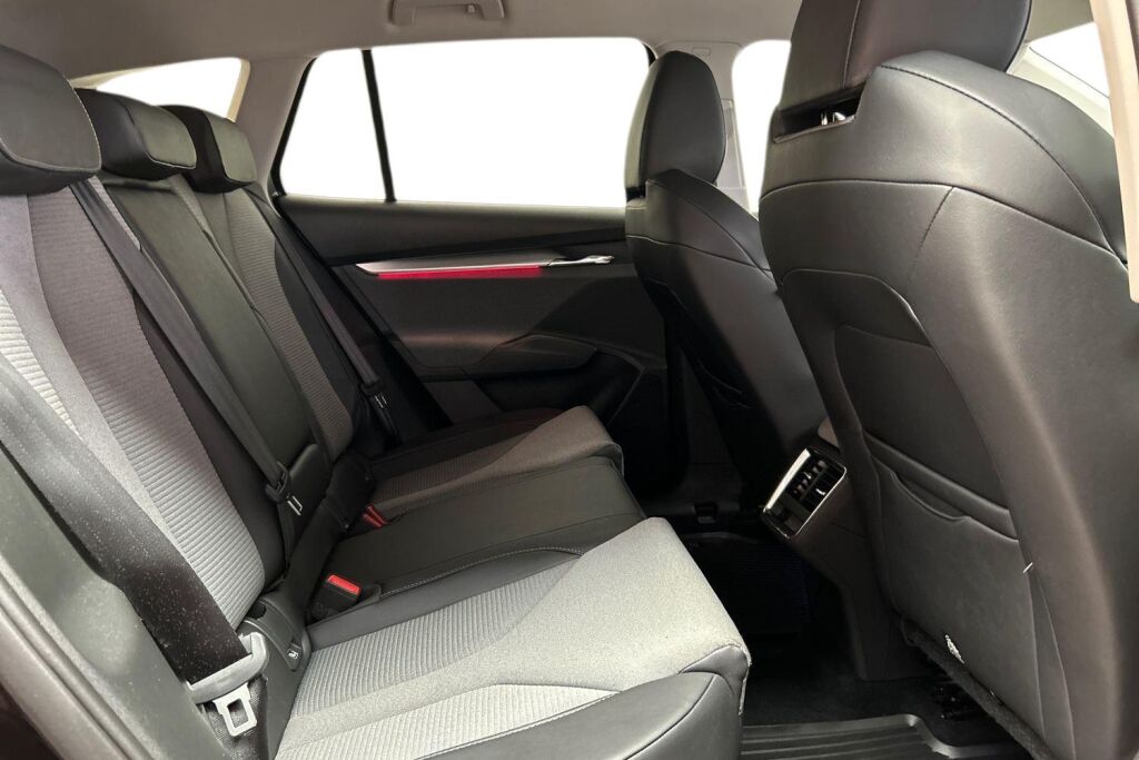 Skoda Enyaq 2023 80x 4x4 iV
