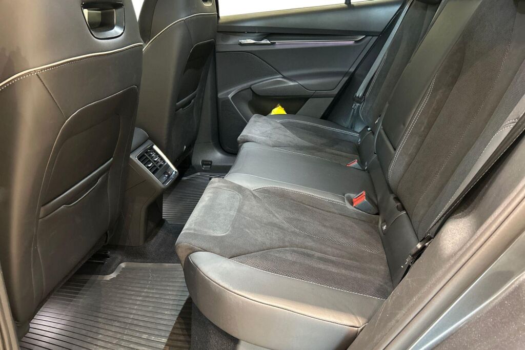 SKODA ENYAQ 2022 80x 4x4 SportLine iV