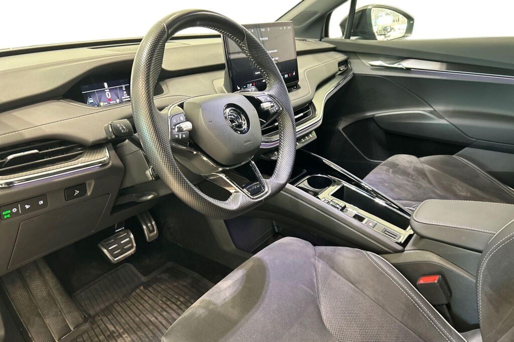 SKODA ENYAQ 2022 80x 4x4 SportLine iV