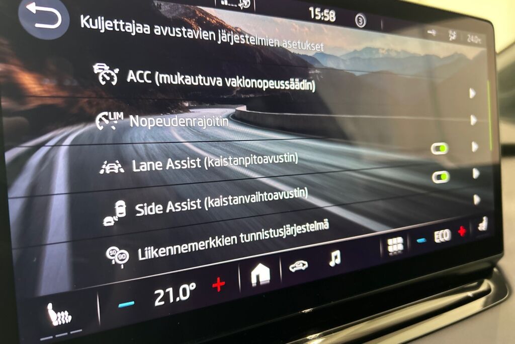 SKODA ENYAQ 2022 80x 4x4 SportLine iV