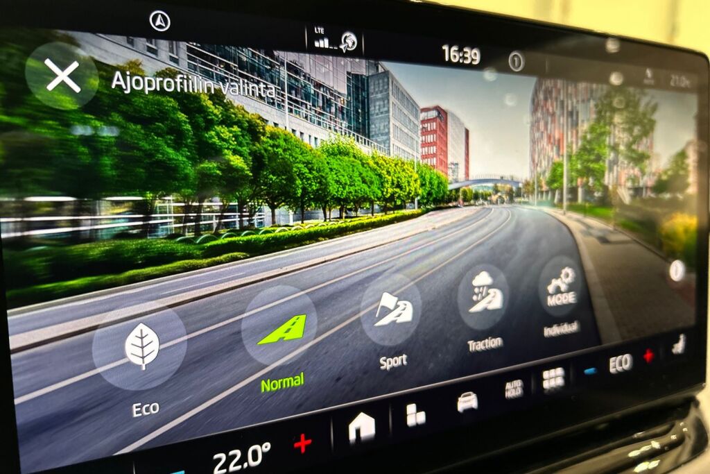 Skoda Enyaq 2022 80x 4x4 SportLine iV