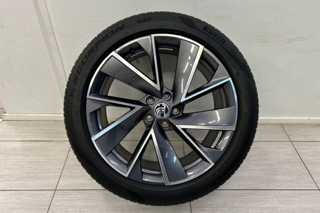 Skoda Enyaq 2022 80x 4x4 SportLine iV