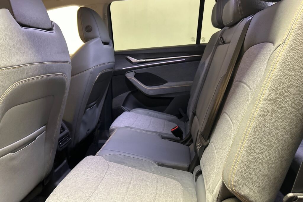 Skoda Kodiaq 2024 2.0 TDI 193 4x4 Selection DSG Autom.