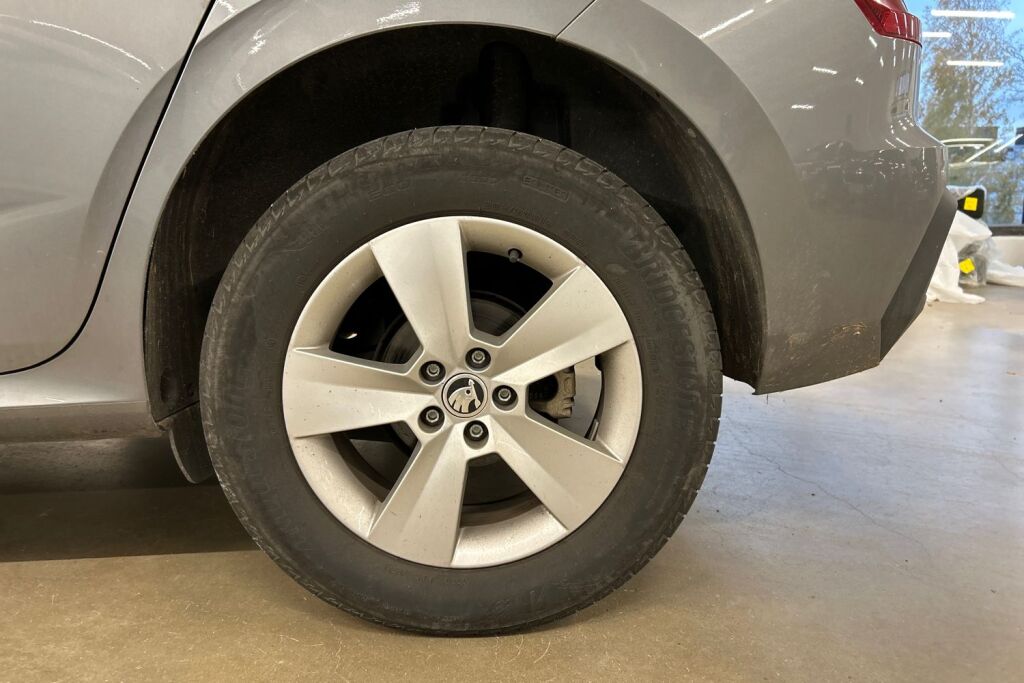 Skoda Kamiq 2024 1.0 TSI 116 Selection DSG Autom.
