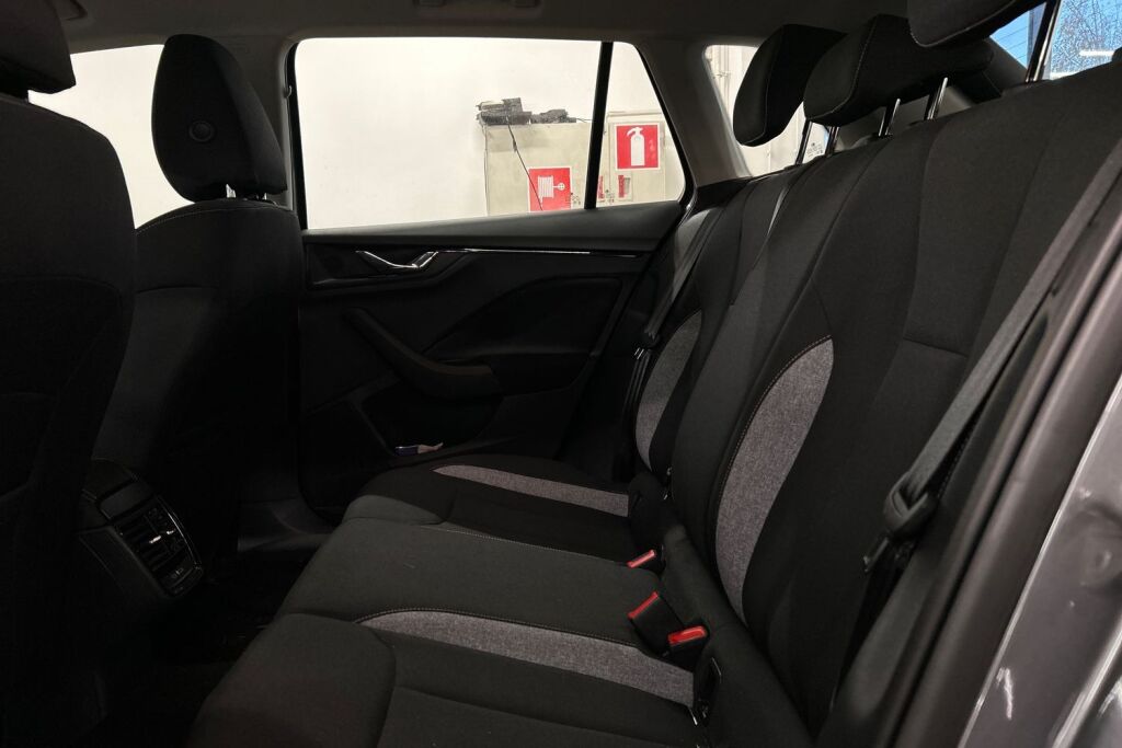 Skoda Kamiq 2024 1.0 TSI 116 Selection DSG Autom.
