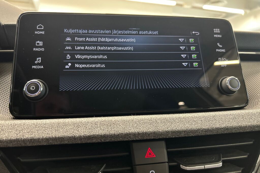 Skoda Kamiq 2024 1.0 TSI 116 Selection DSG Autom.