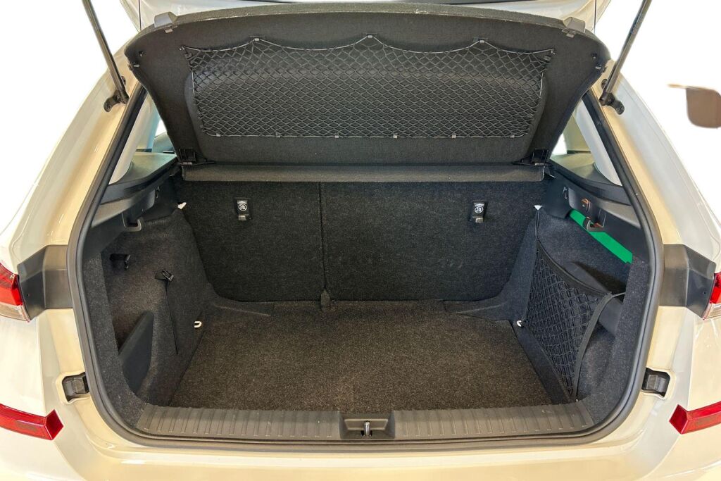 Skoda Kamiq 2024 1.0 TSI 116 Selection DSG Autom.
