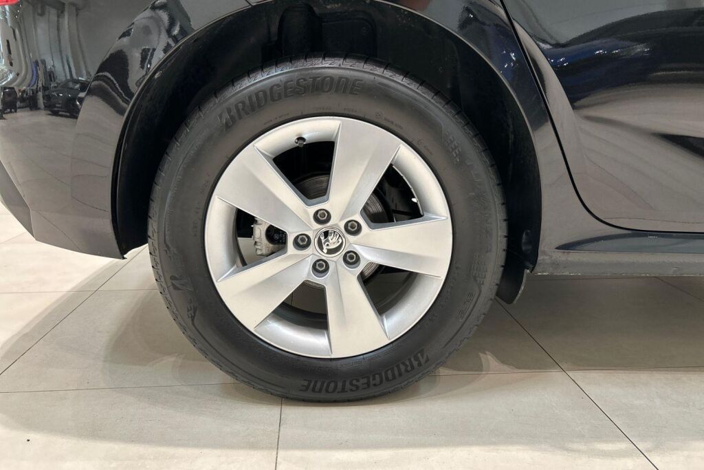SKODA Kamiq 2024 1.0 TSI 116 Selection DSG Autom.