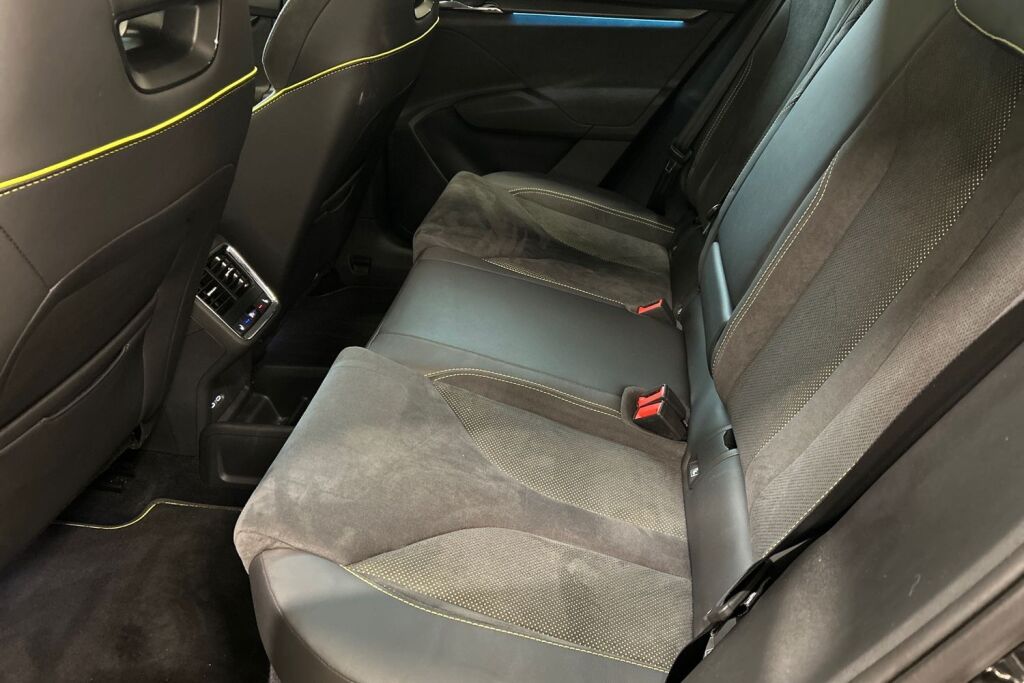 Skoda Enyaq 2023 Coupe 80x 4x4 RS iV