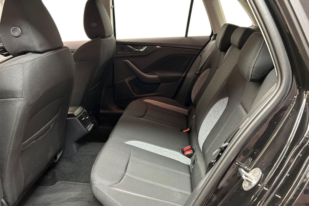 Skoda Kamiq 2025 1.0 TSI 116 Selection DSG Autom.
