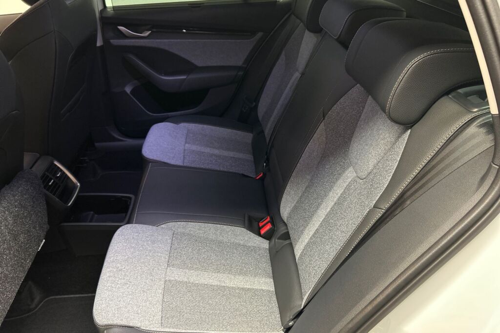 Skoda Octavia 2025 Combi 1.5 TSI 116 Style eTEC DSG Autom.